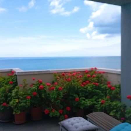 Casettalmar Apartment Bari Exterior photo